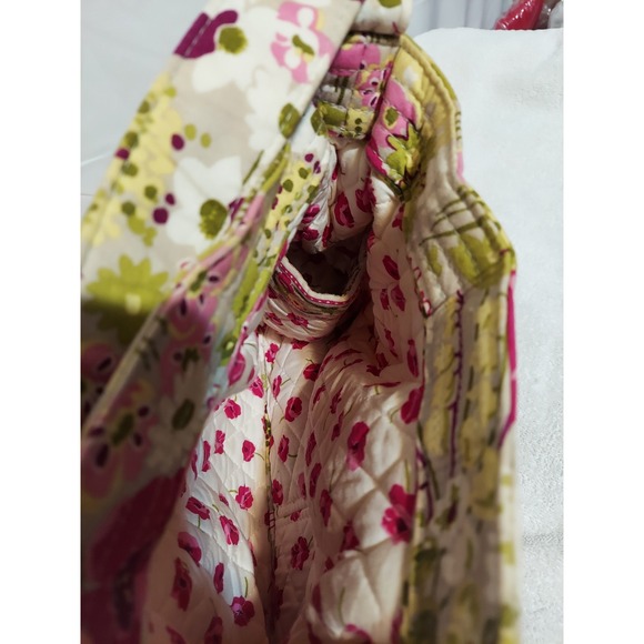 Vera Bradley Floral Quilted Shoulder Bag Purse Pink Green Everyday Carry - Picture 7 of 7